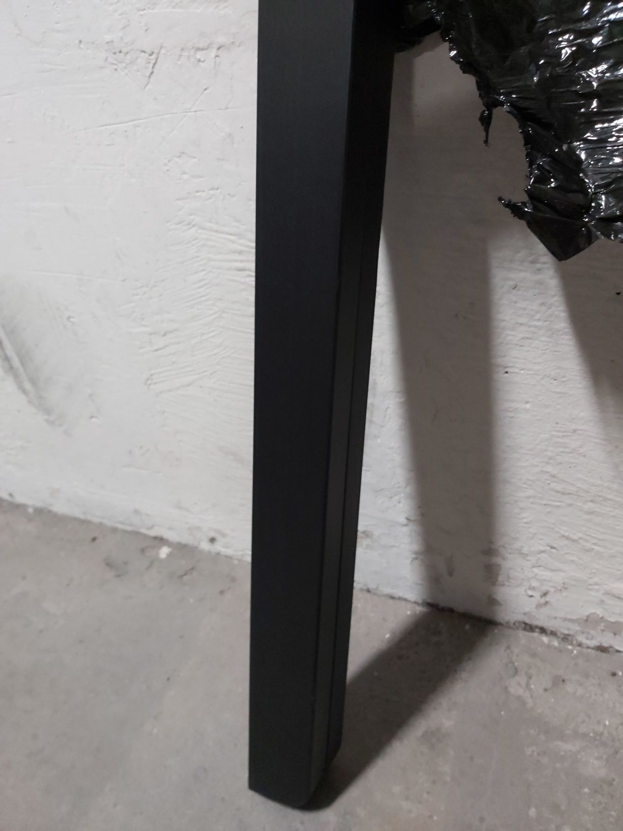 Stół okragly 85cm + 2 krzesła + 2 poduszki