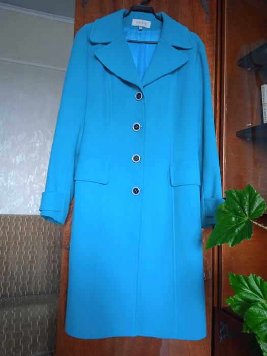 Пальто жен демисезонное 48 раз