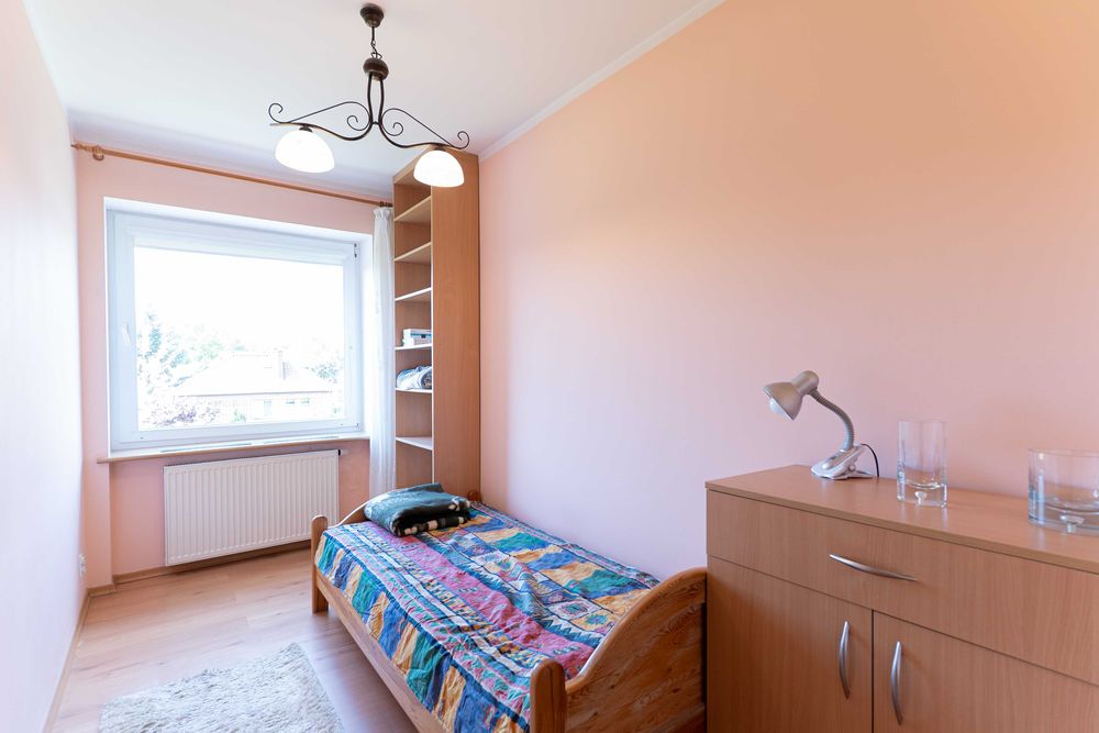 Do wynajęcia mieszkanie ( 2350 z opłatami, 2 pokoje, balkon, TV)