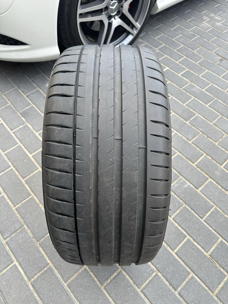 1 x Michelin Pilot Sport 4S 255/40/19 6,5 mm 22 rok