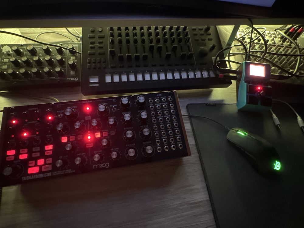 Продам Moog Subharmonicon