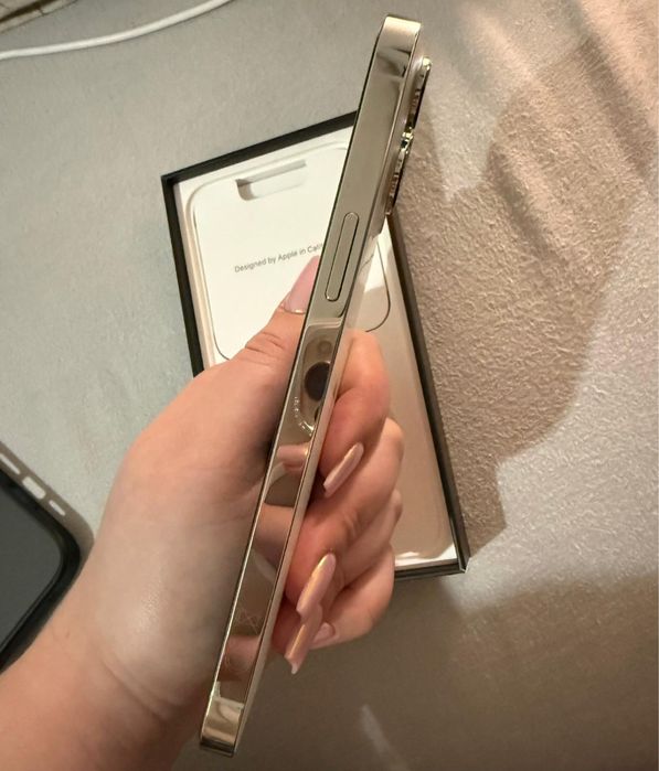 Iphone 13  pro max. Como novo.