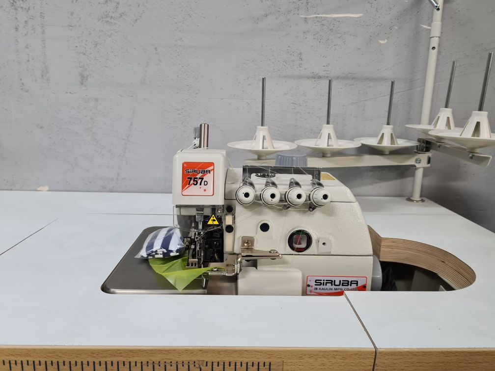 Overlock 5 nitkowy z górnym transportem Siruba 757DFT jak Nowy / juki