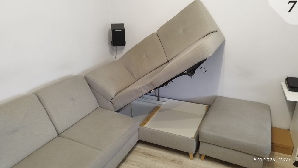 Rogówka, narożnik z funkcją spania uszkodzona