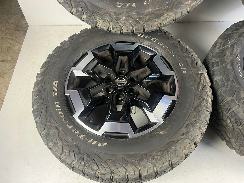 nissan navara d23 np300 lift felgi koła 7jx18 et45 6x114.3 bfgoodrich