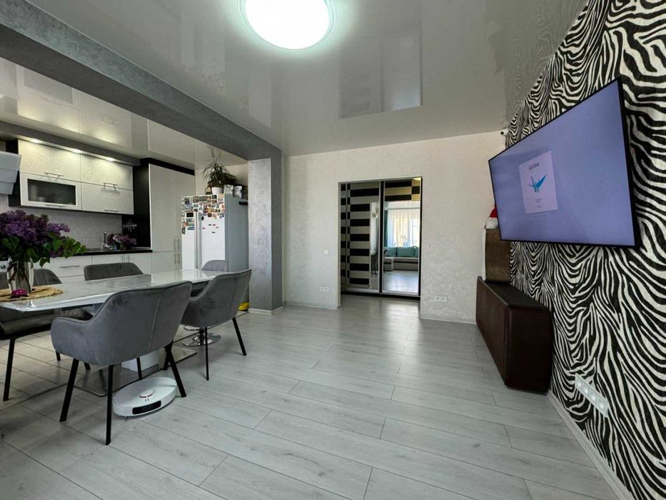 Оренда 3 кімнатної квартири на Подолі!!!