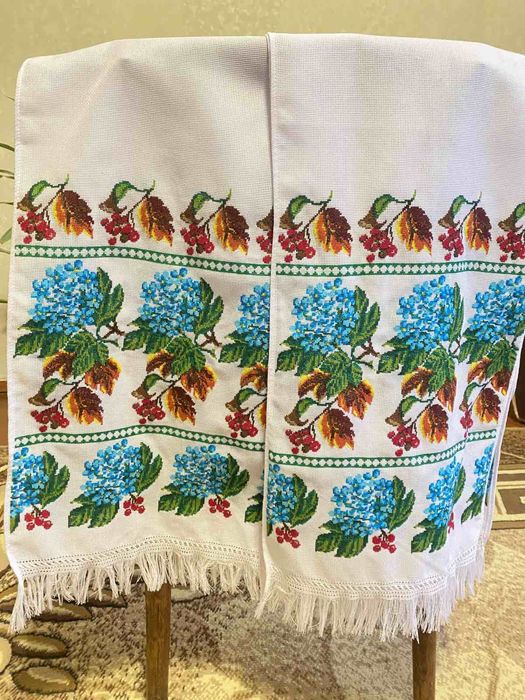 Продам вишиті рушники