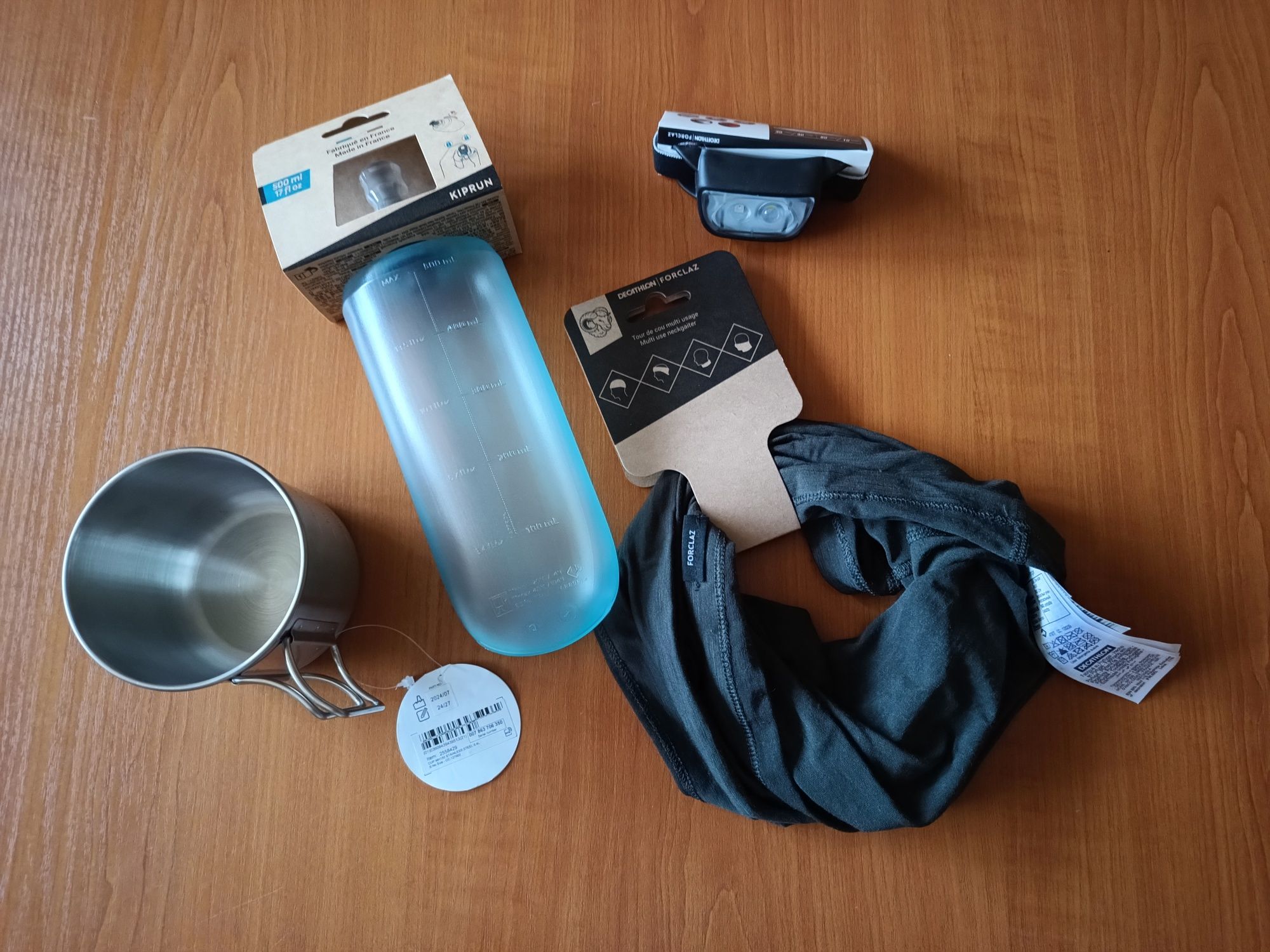 Zestaw outdoor DECATHLON softflask czołówka merino kubek stalowy