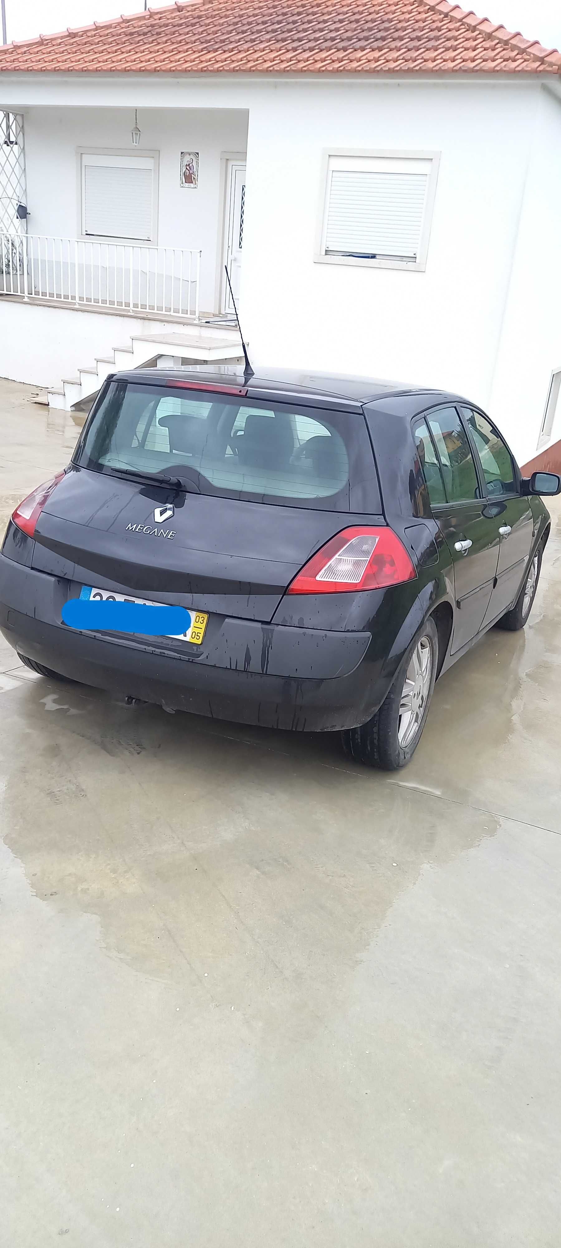 Renault Megane
Ano 2003
Cor preto
Combustível gasóleo