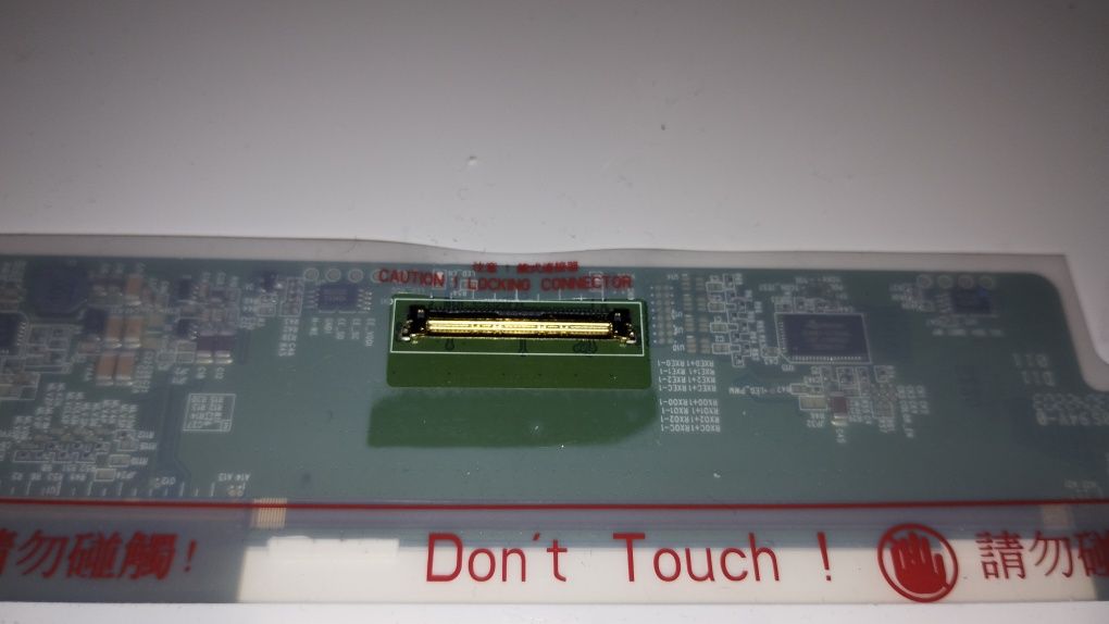 Panel LCD 17,3"  INNOLUX N173FGE-L23- HD+ 40pin.