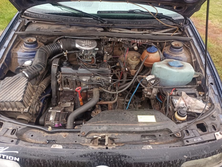 Volkswagen passat b3 1993 1.8