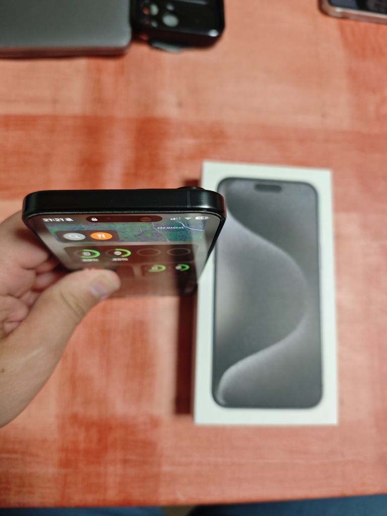 Troco iPhone 15 Pro Max 256gb novo caixa/fatura/garantia