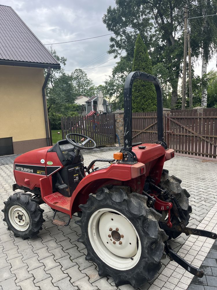 Traktorek mitsubishi mt 16 km 4x4 ladny stan 3 cylindry rewers
