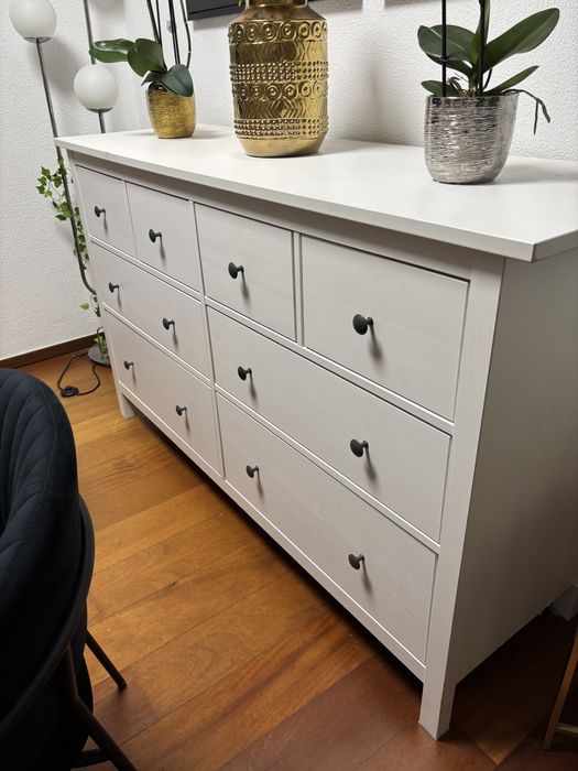 Comoda IKEA HEMNES em bom estado