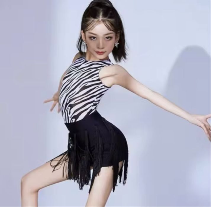 Костюм для бальных танцев латиноамериканский