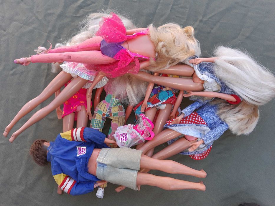 Bonecas Barbie e Ken da Mattel