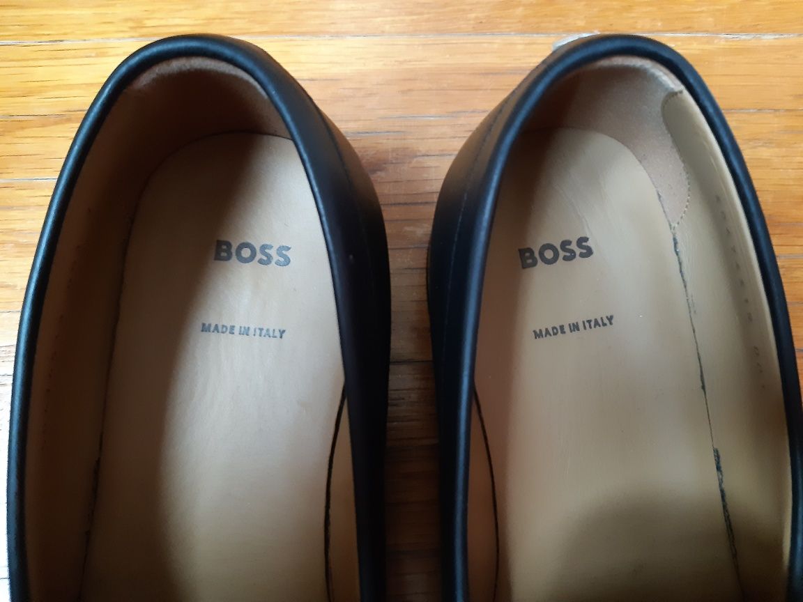 Vendo Sapatos de Homem, marca Boss