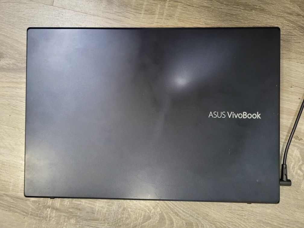 ASUS F571LI-50AT5PB1  i5-10300H - NVIDIA GTX 1650 Ti  RAM: 8GB 512gb