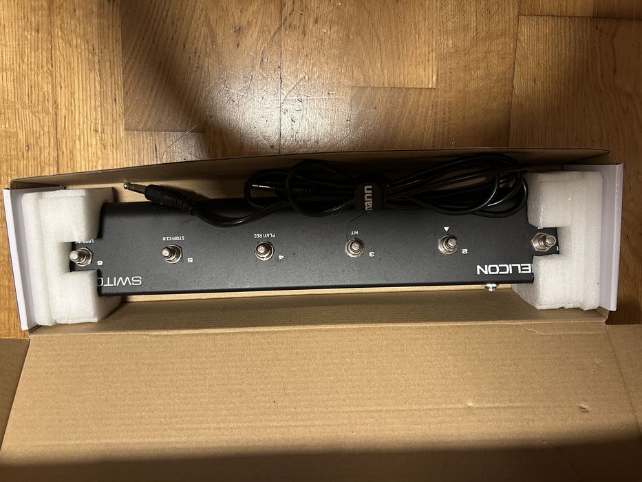 TC Helicon VL3X + Case Thon + Switch