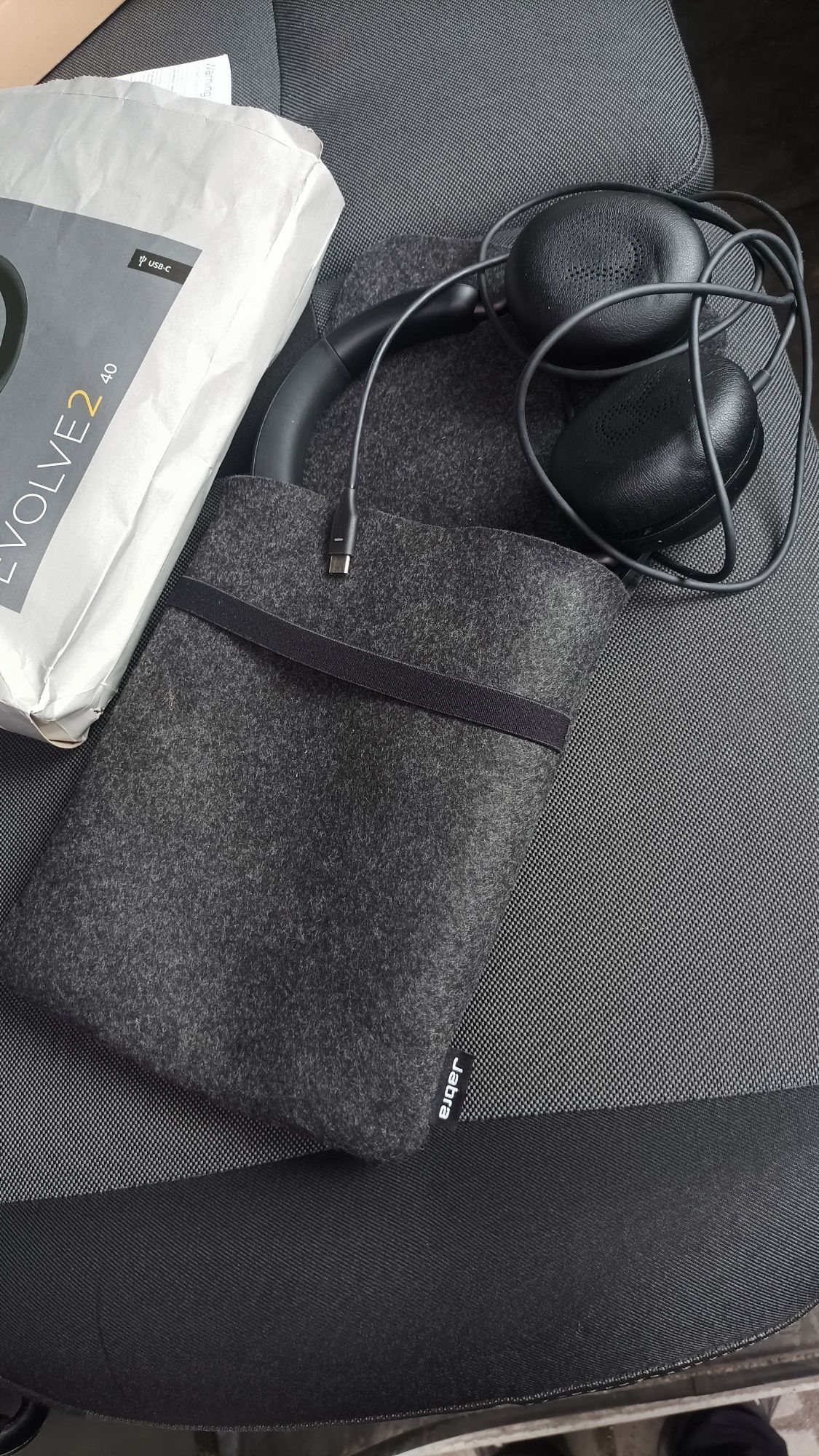 Стереогарнітура Jabra Evolve2 40 Type-C - чорна
