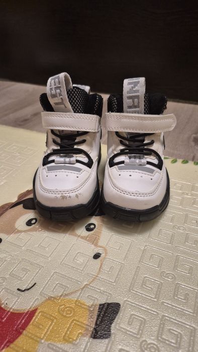 Дитячі ботинки осінь/весна 22 розмір