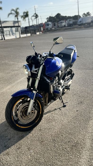 Honda Hornet 900cc