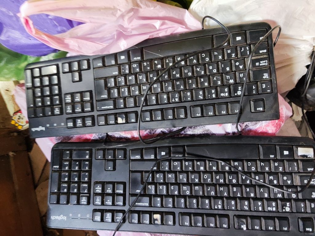 Нові клавіатури провідні разом за 250