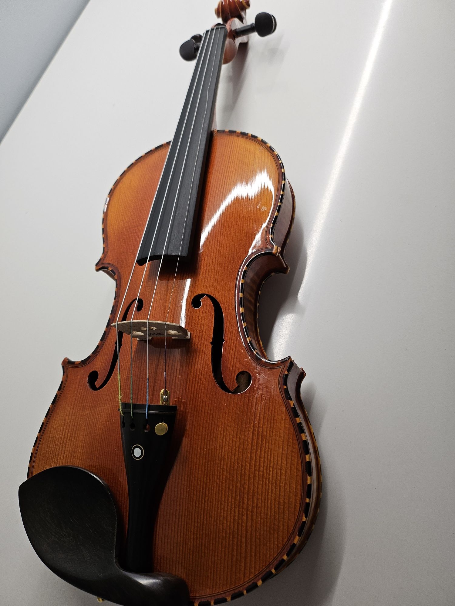 Feito à mão 4/4 violino novo