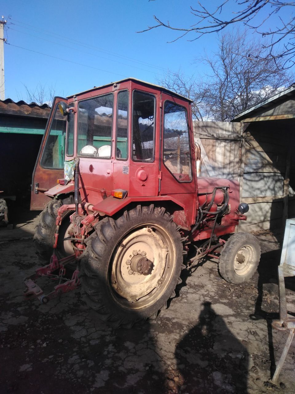 Трактор з навісним