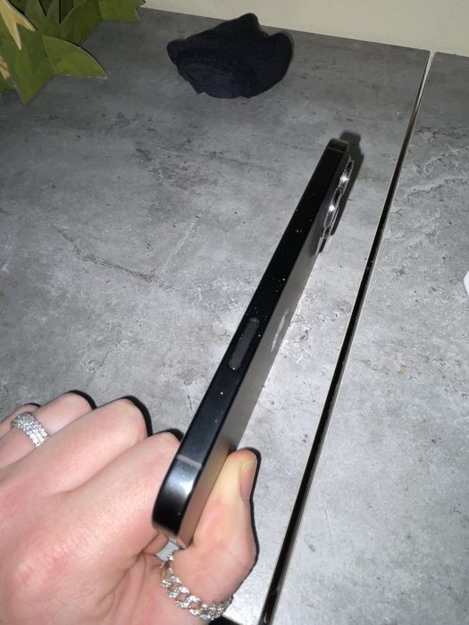 Iphone 16 pro max Black Titanium