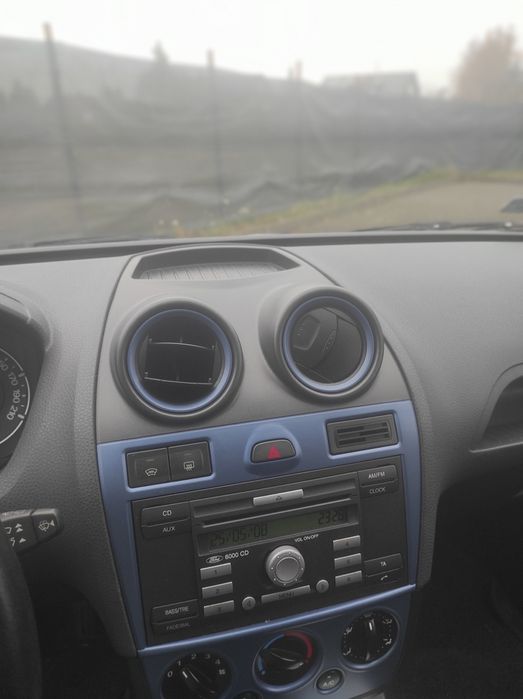 Ekonomixzna  Fiesta MK 6 Lift