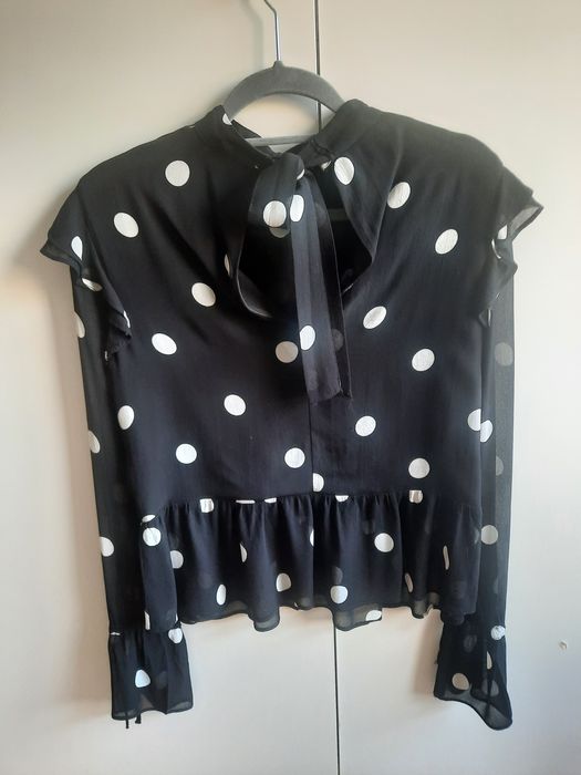 Blusa preta com bolas brancas T.38 da H&M