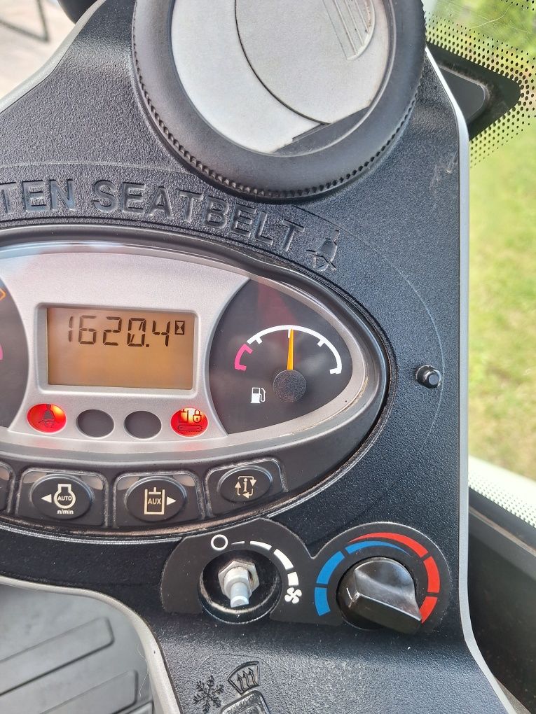 Bobcat e27 z  2019roku