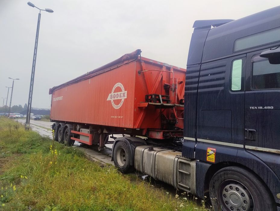 Naczepa Bodex  52m3