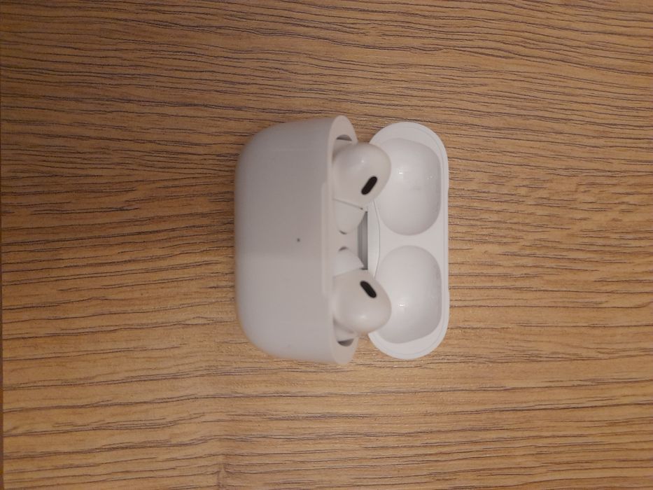 Apple AirPods 2 Pro