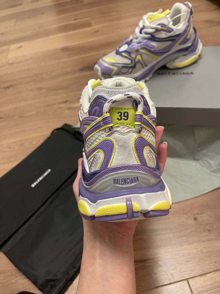 Кросівки balenciaga runner 2