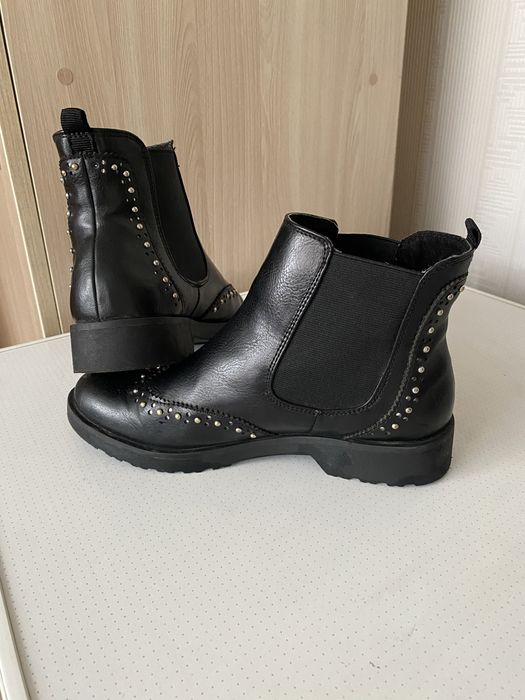 Черевики жіночі демісезонні