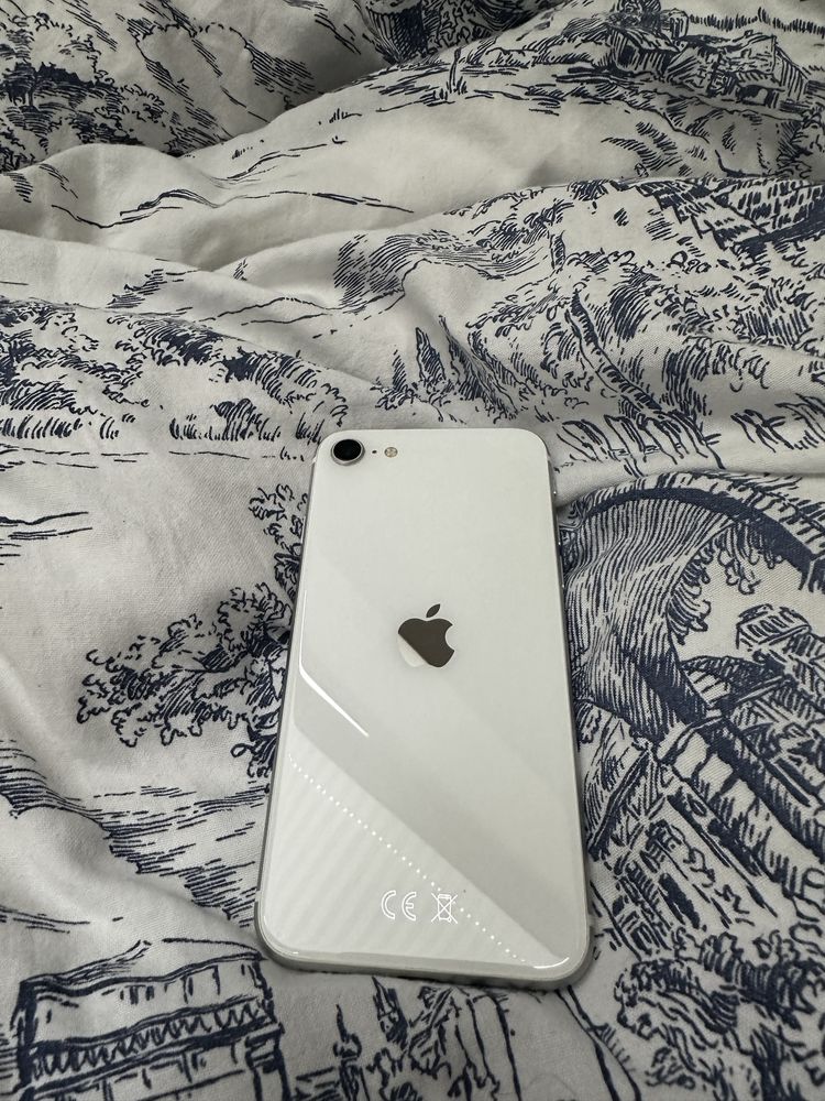 iphone se 2020 bateria 74%