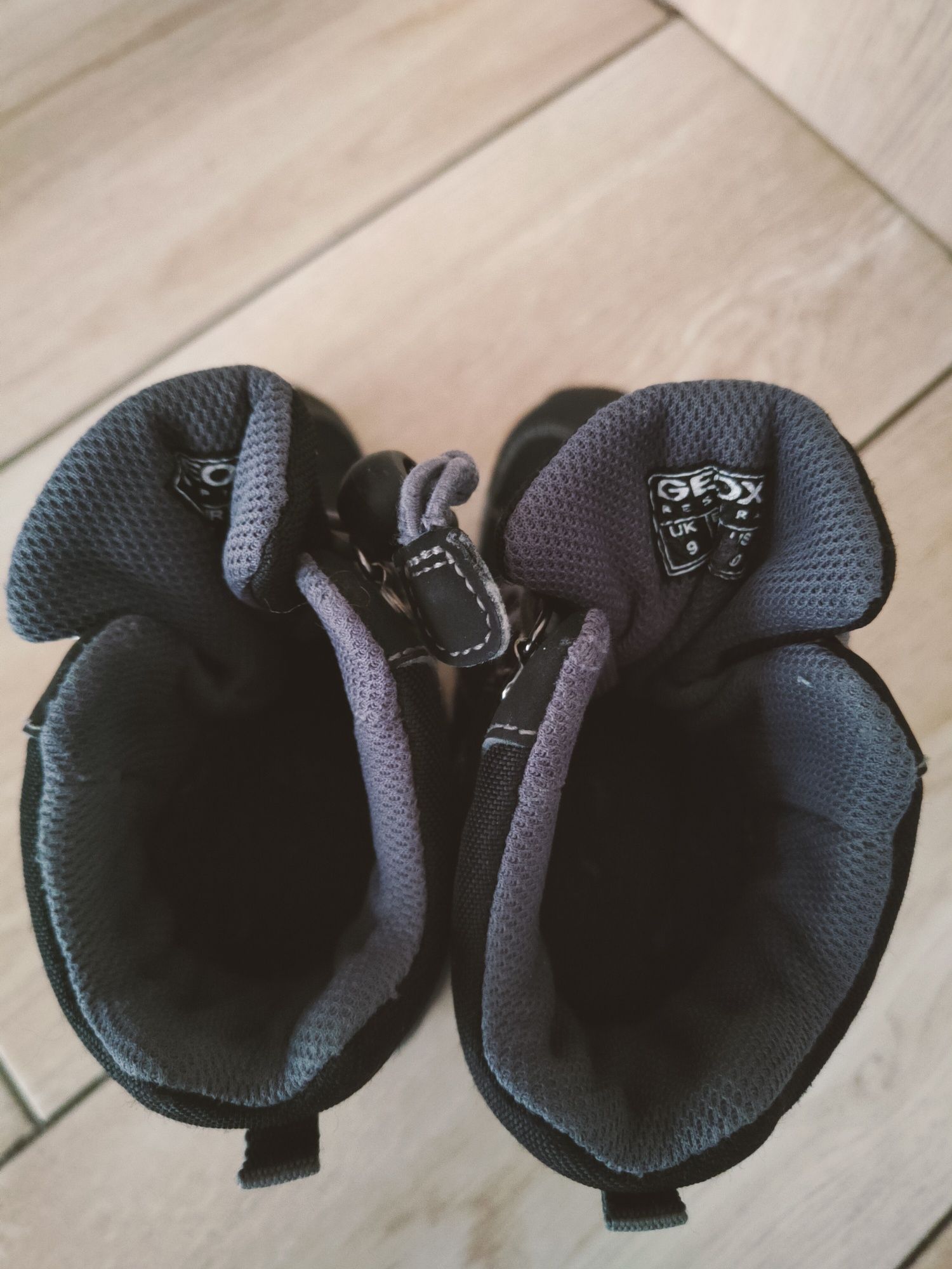 Buty na zimę Geox oddychające r.27