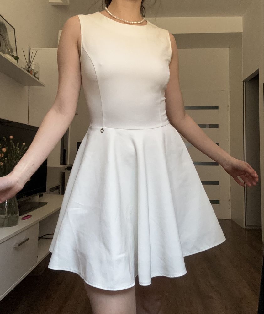 Sukienka biała kremowa z podszewką Jolmar rozmiar S