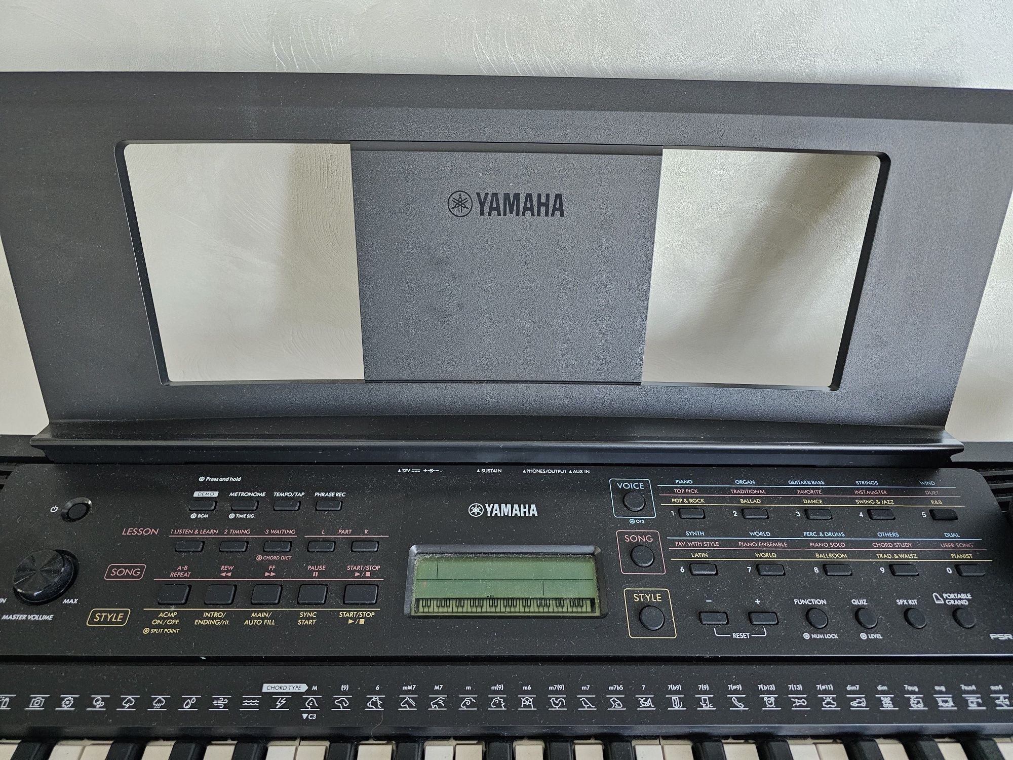 Синтезатор yamaha psr e273