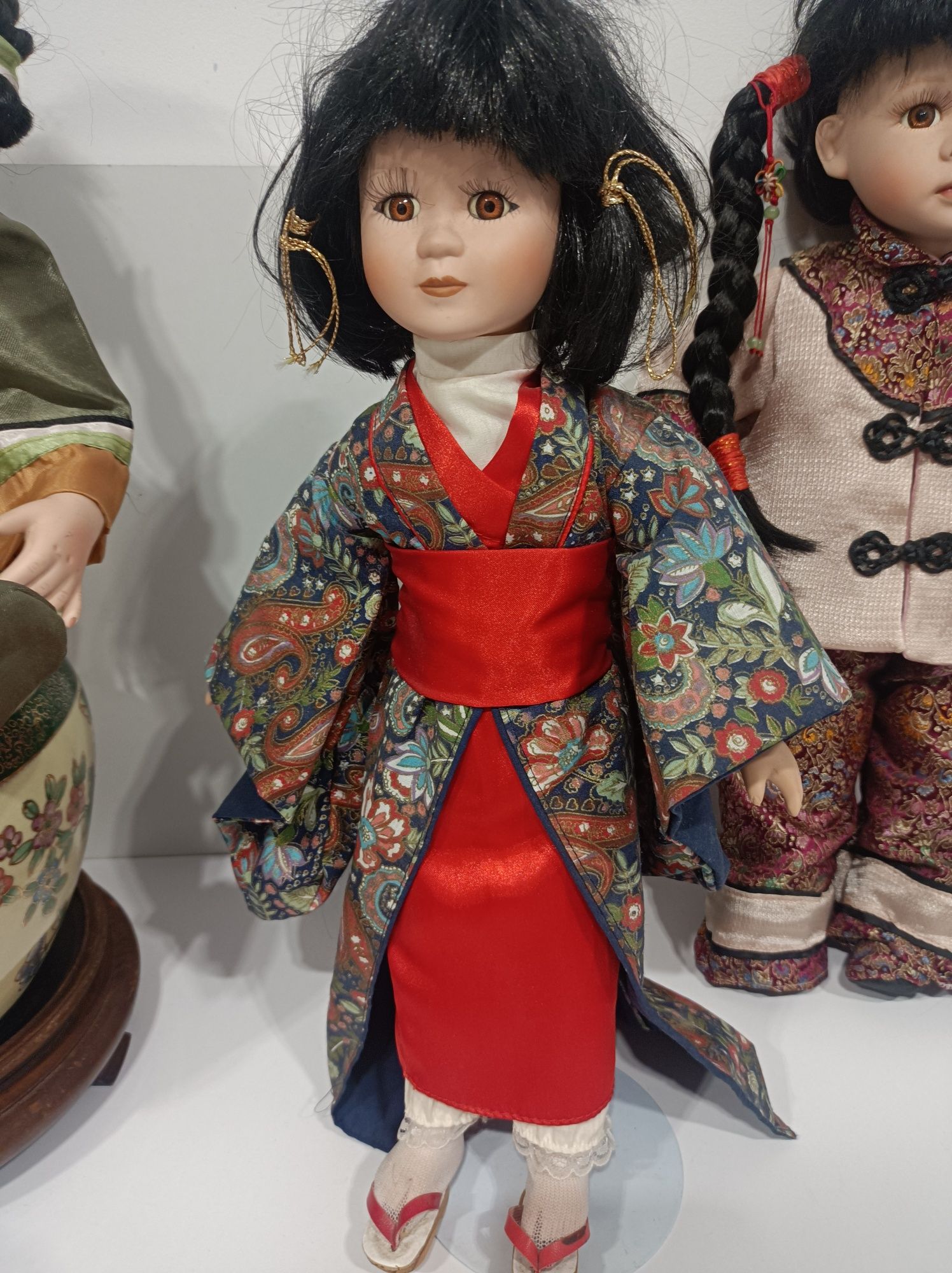 Lalka japońska gejsza z porcelany. Kimono .Vintage .