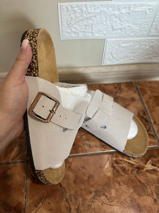 Тапочки босоніжки 40р