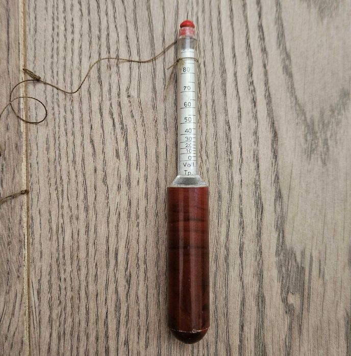 Спіртометр                     .