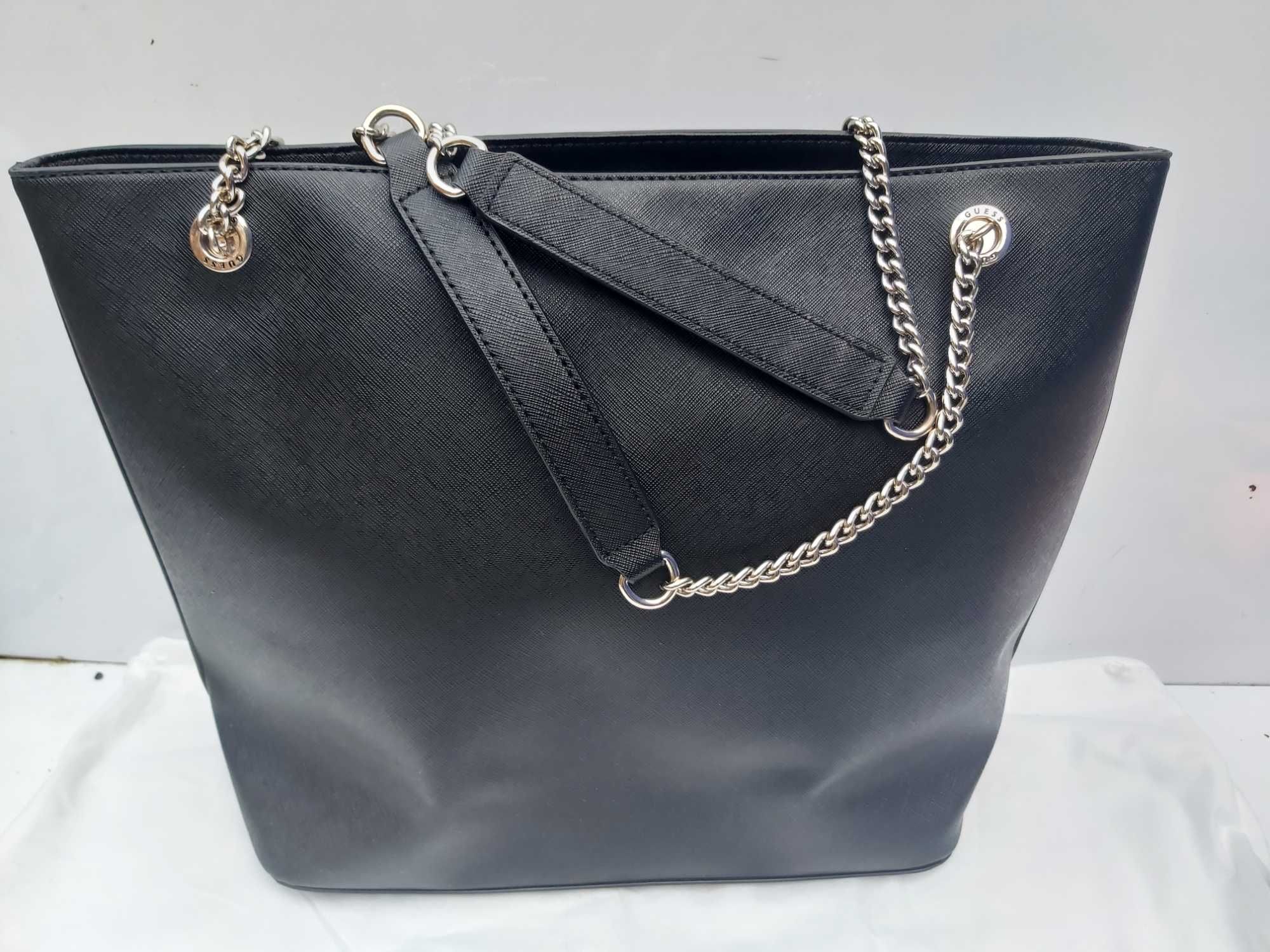 SP Torebka czarna GUESS shopperka duża torba łańcuszek