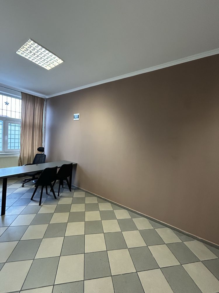 Lokal użytkowy 23 m 2 w centrum Miasta 1 Maja
