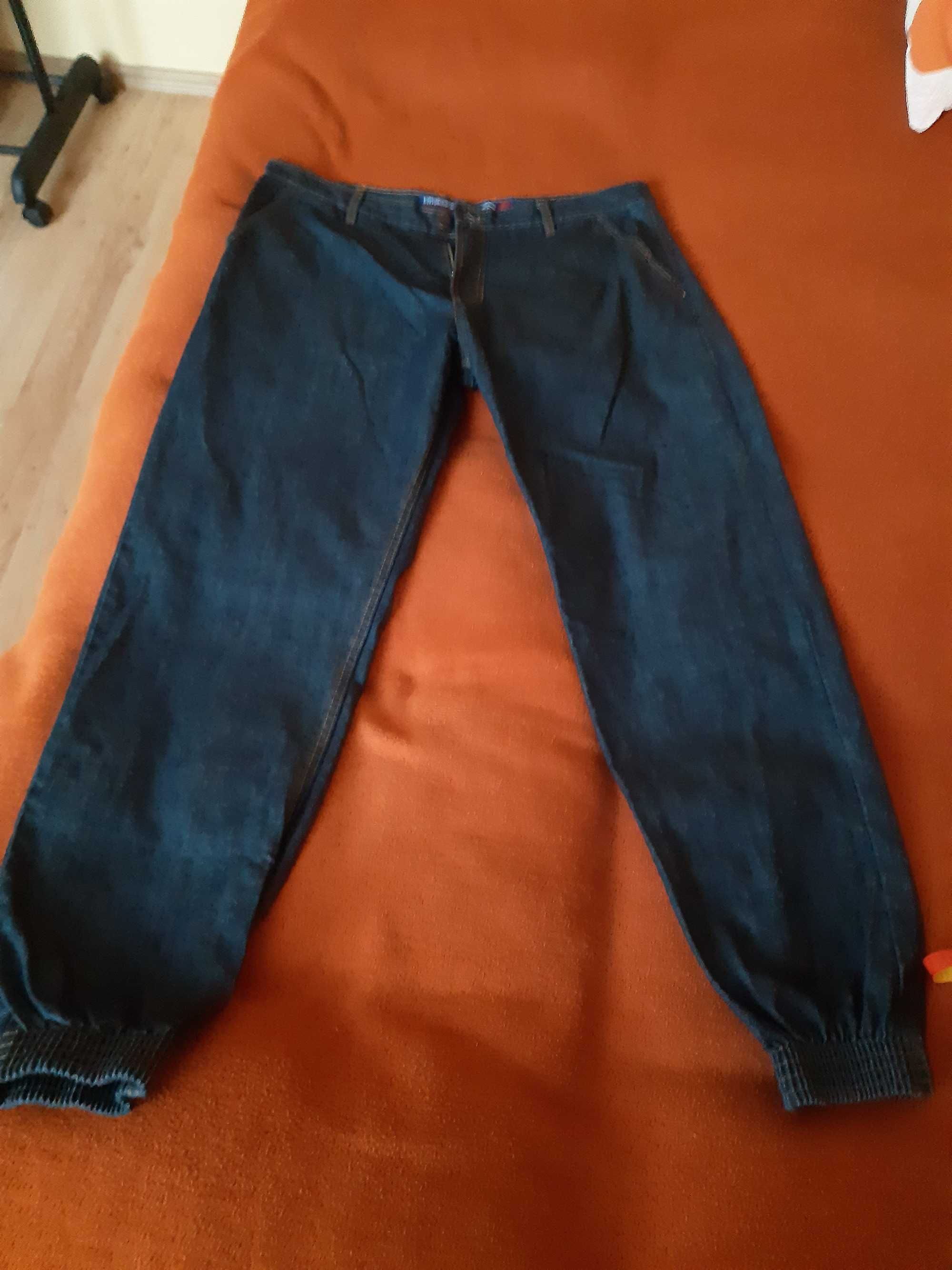 Sprzedam spodnie meskie jeansy