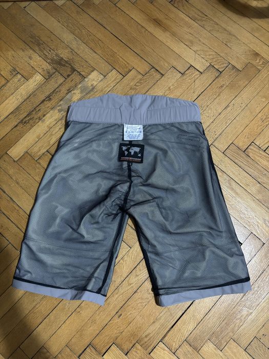 Wodoodporne spodenki Magic Marine S (Zhik, Musto, Rooster)