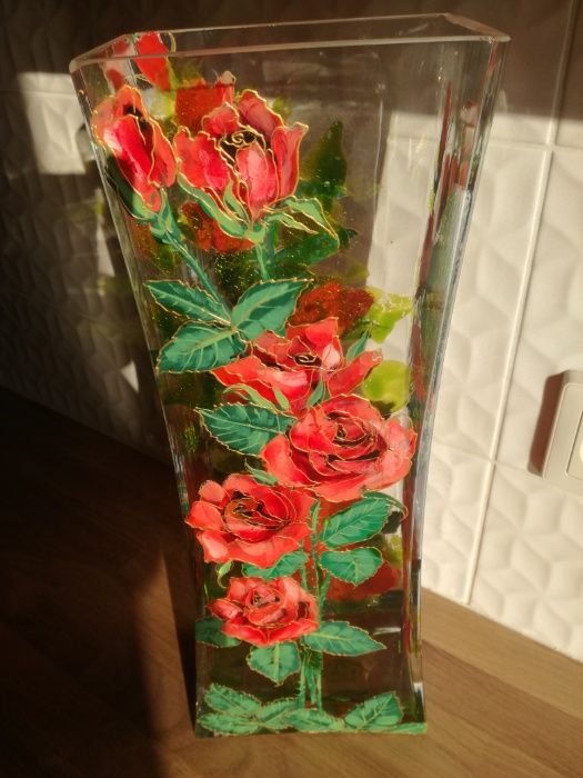flakon w kwiaty czerwone róże na walentynki rękodzieło