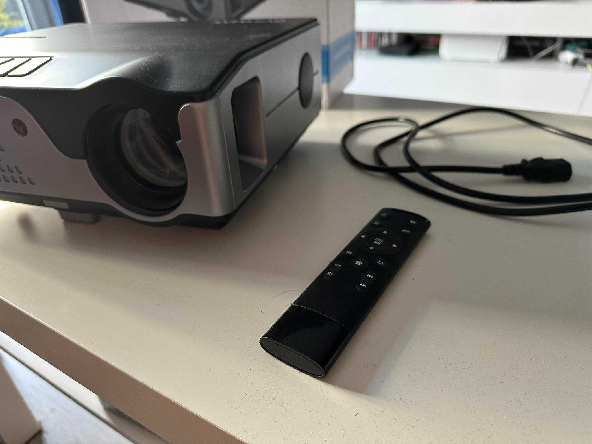 Projektor overmax multipic 4.1 jak nowy